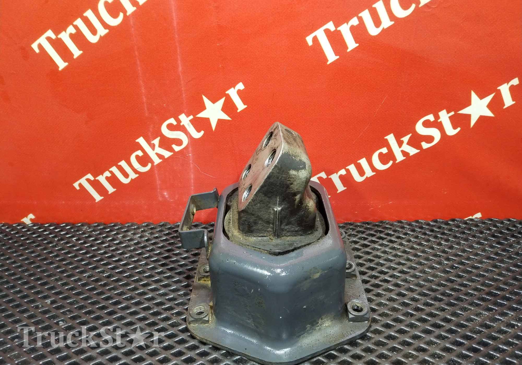 1378587 Подушка двигателя задняя для Daf XF105