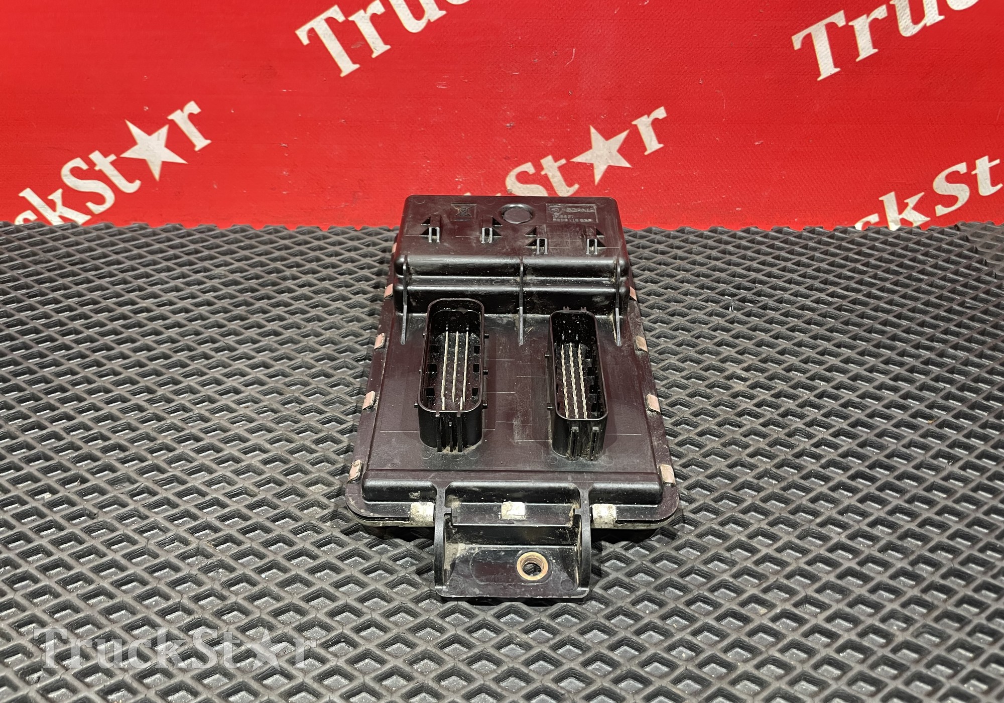 2846575 Блок управления ECU EEC3 2019г.