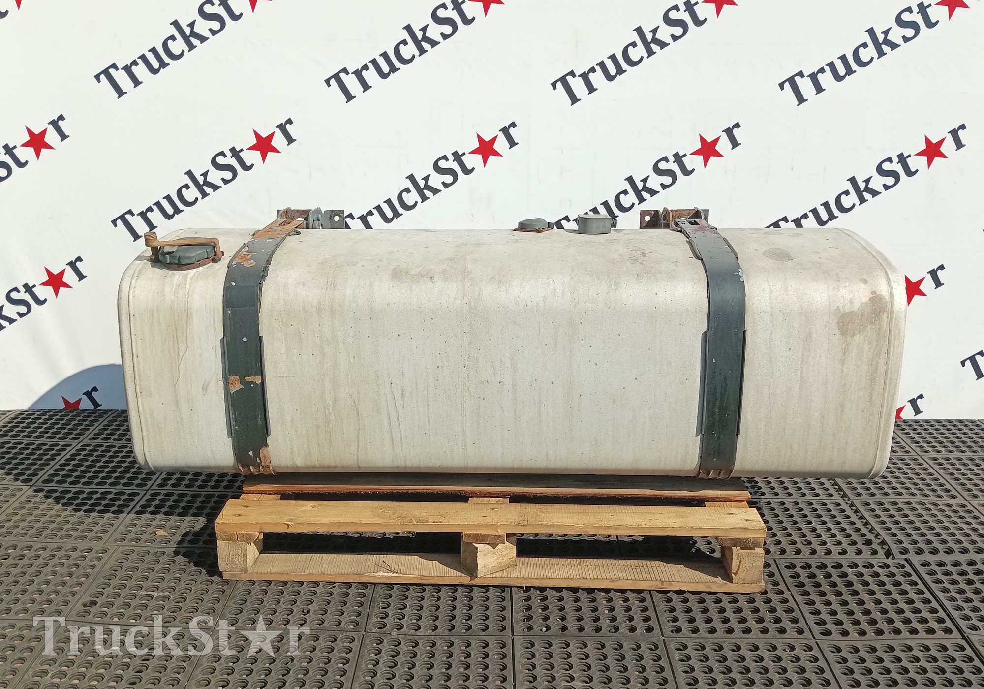 21516481 Бак топливный 540L для Volvo FH