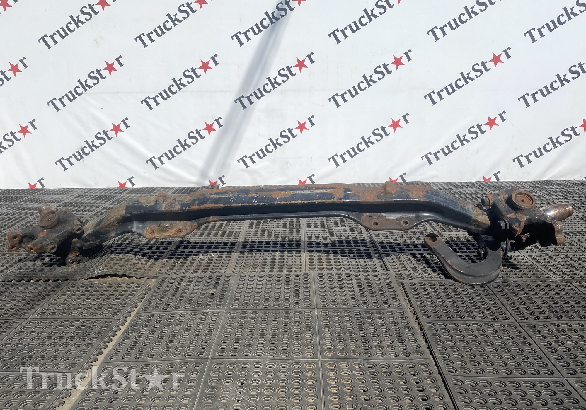 81441010196 Балка передняя в сборе для Man TGX