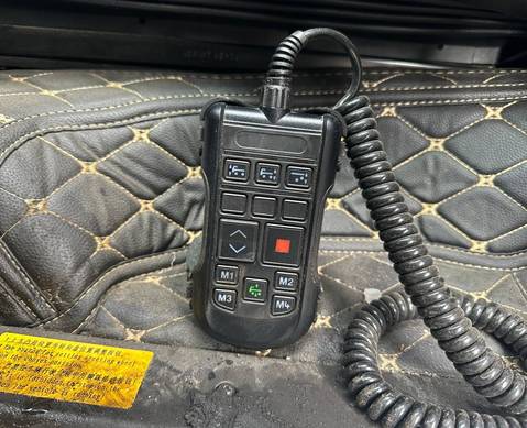 AZ992558000006 Пульт управления пневмоподвеской 2023г. для Sinotruk Sitrak C7H