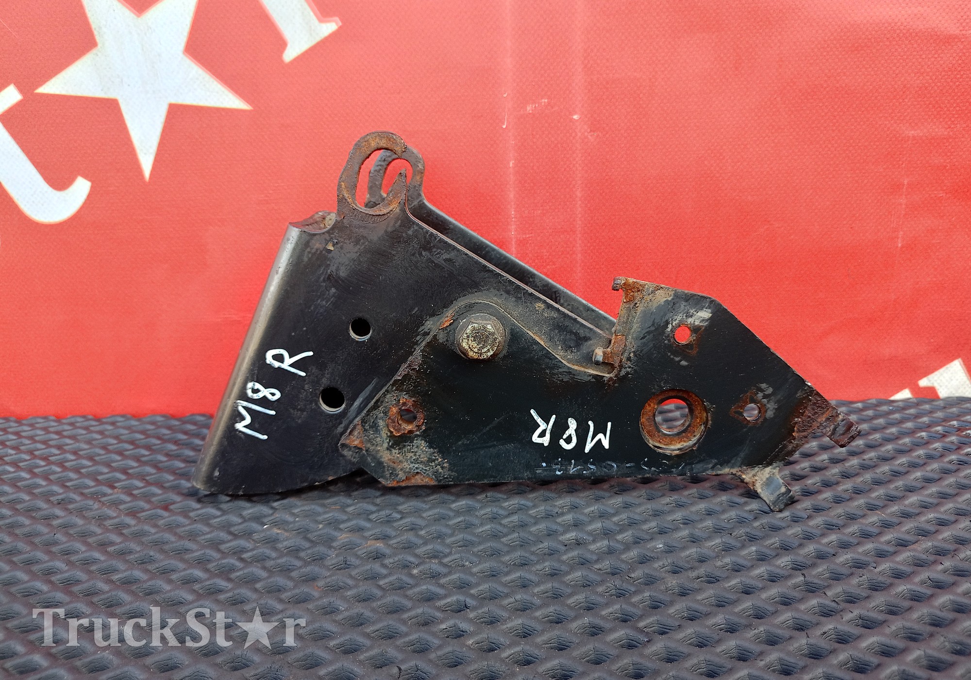 85417205025 Кронштейн торсиона кабины для Man TGX II (с 2012)