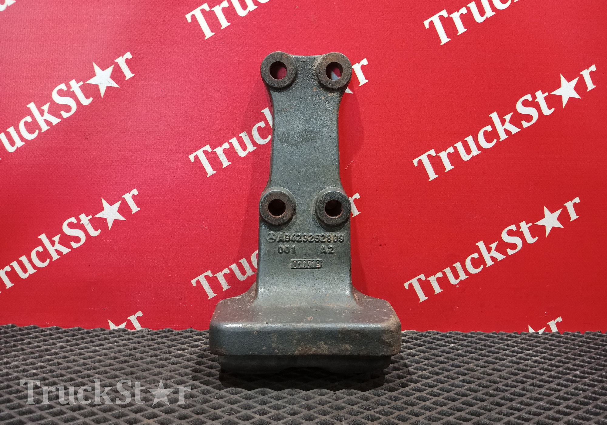 A9423252809 Отбойник рессоры задней для Mercedes-Benz Actros