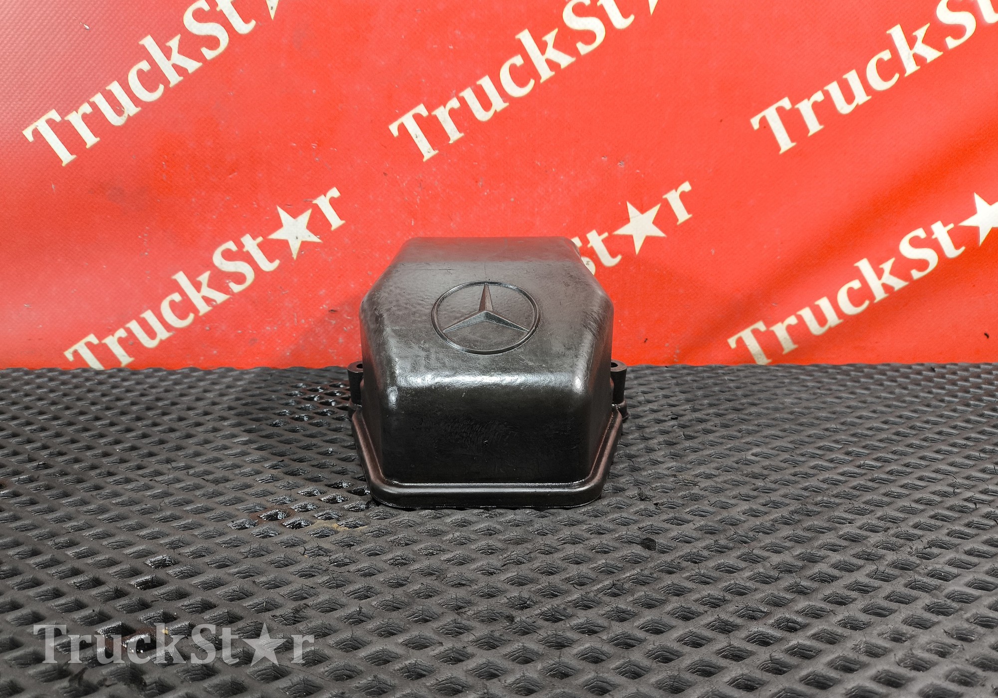 A4570100930 Крышка клапанная для КАМАЗ 5490