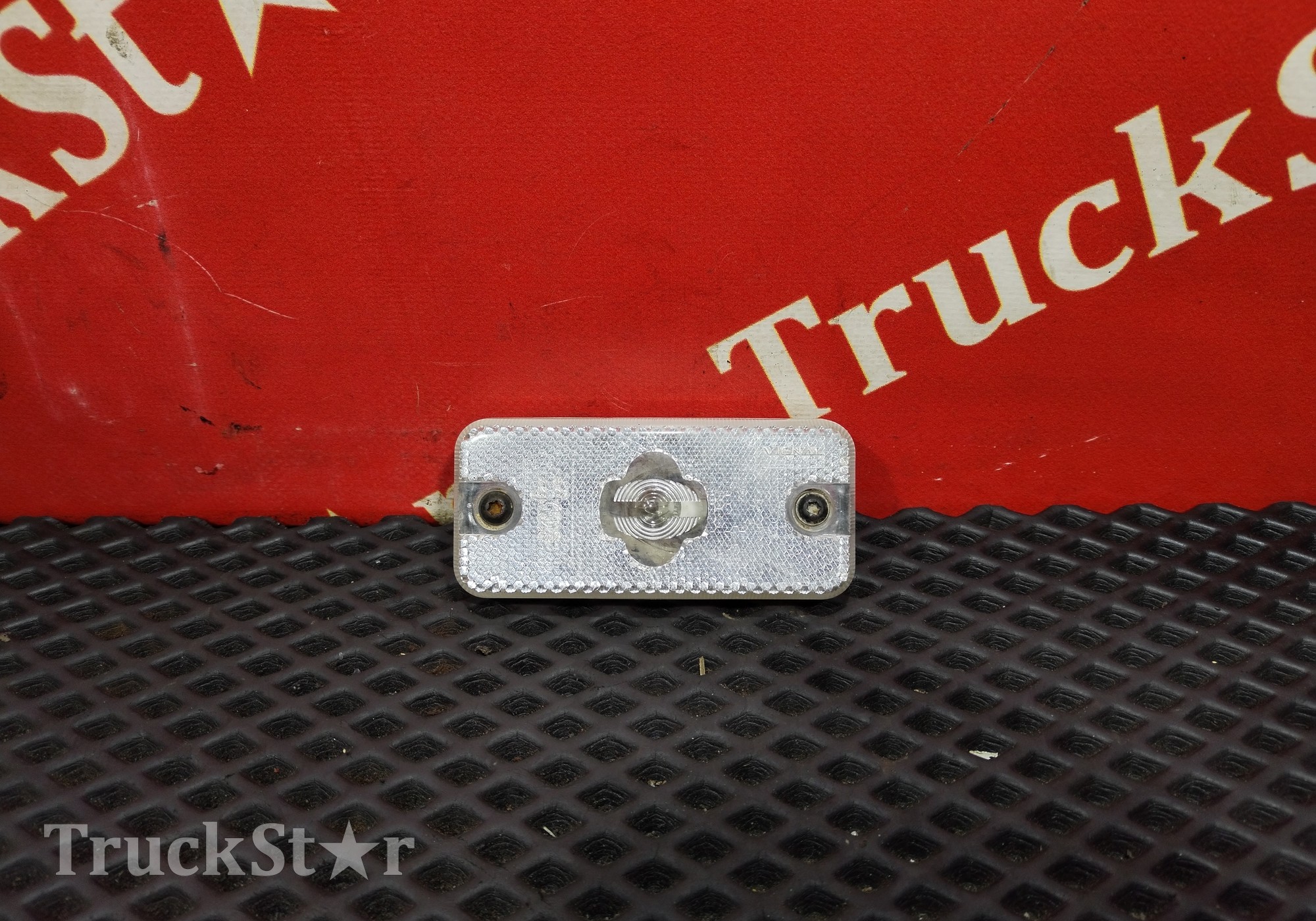 1653605 Фонарь габаритный для Volvo FE/FL FE/FL II (с 2006)