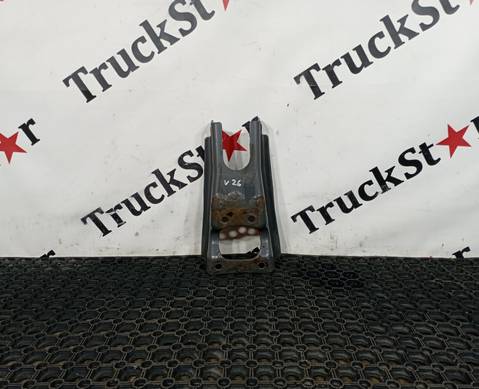 7421956064 Кронштейн амортизатора переднего для Renault