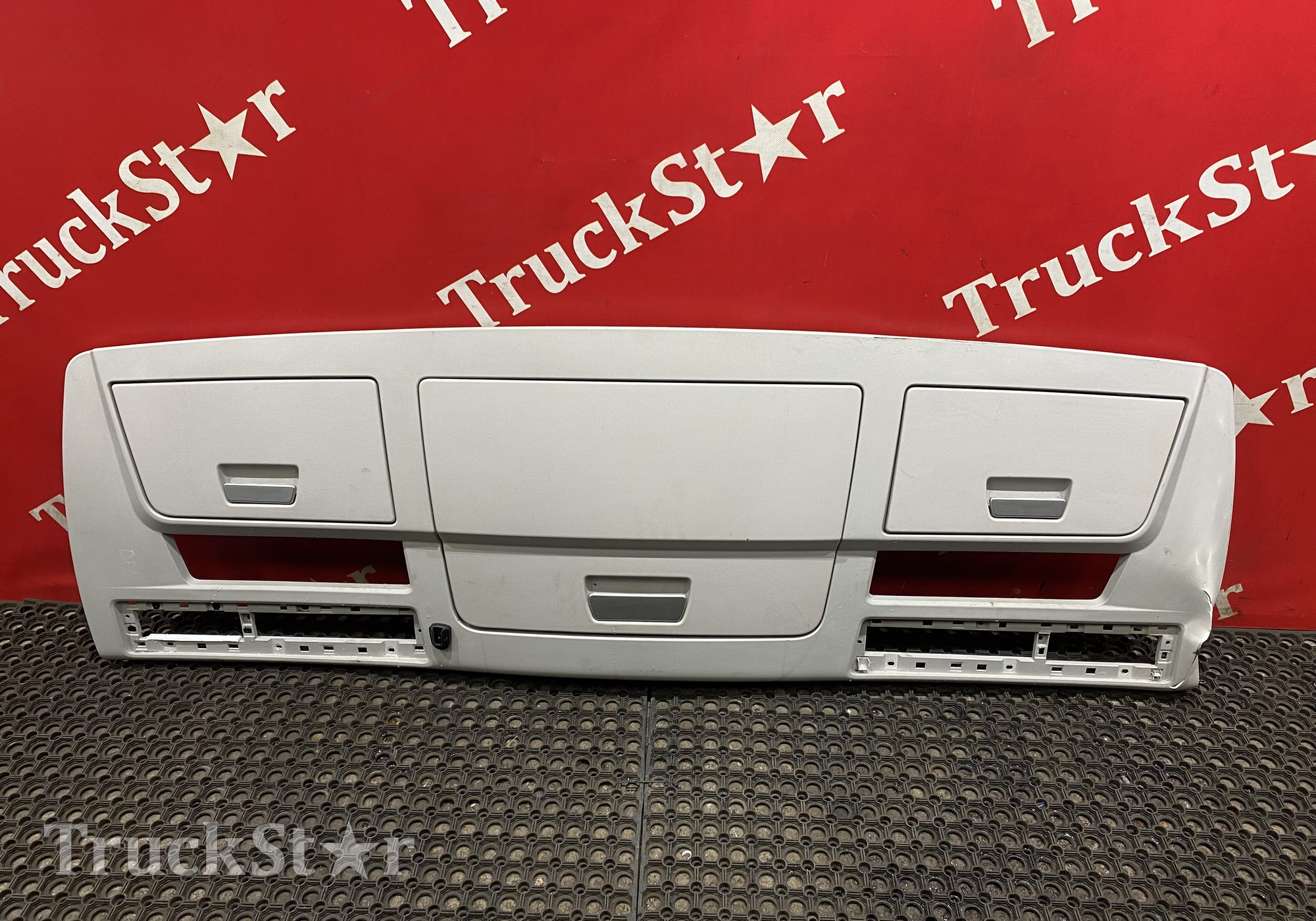5704020GX204 Панель передняя торпедо 2023г для DongFeng GX DFH4180