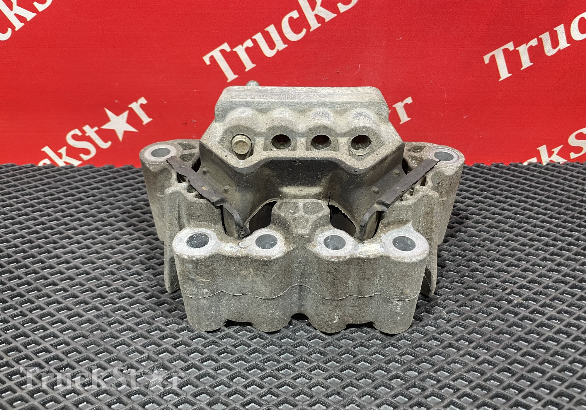 2592761 Подушка КПП 2019г. для Scania 6-series R (с 2016)