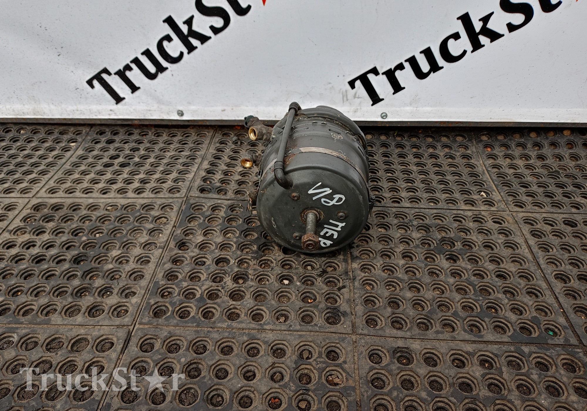 21752715 Энергоаккумулятор тормозной передний 2017 г. для Volvo FH