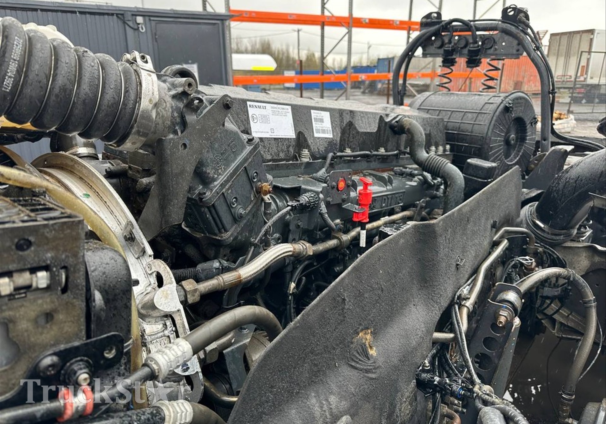 7421569200 Комплект форсунок топливных 2019г для Renault T