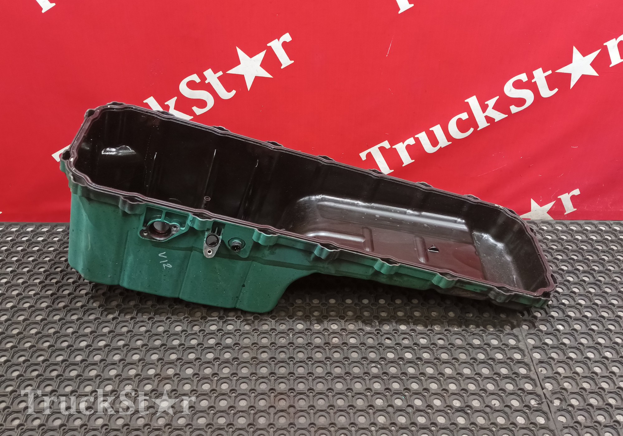 20493972 Поддон масляный двигателя 2016г. для Volvo FM III (с 2013)
