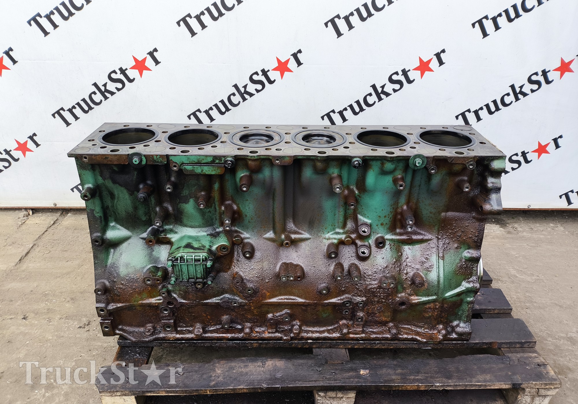 21718836 Шорт-блок D13 для Volvo FM