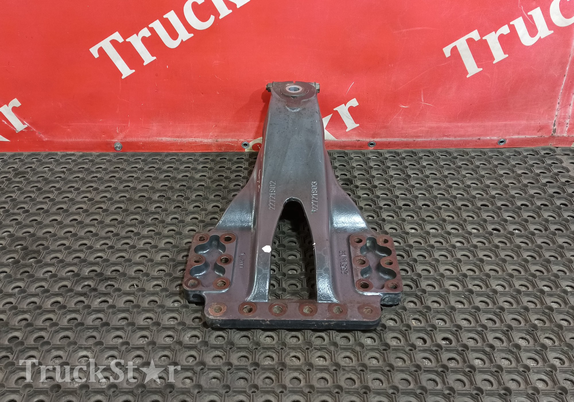 7422721903 Кронштейн полурессоры для Renault Premium