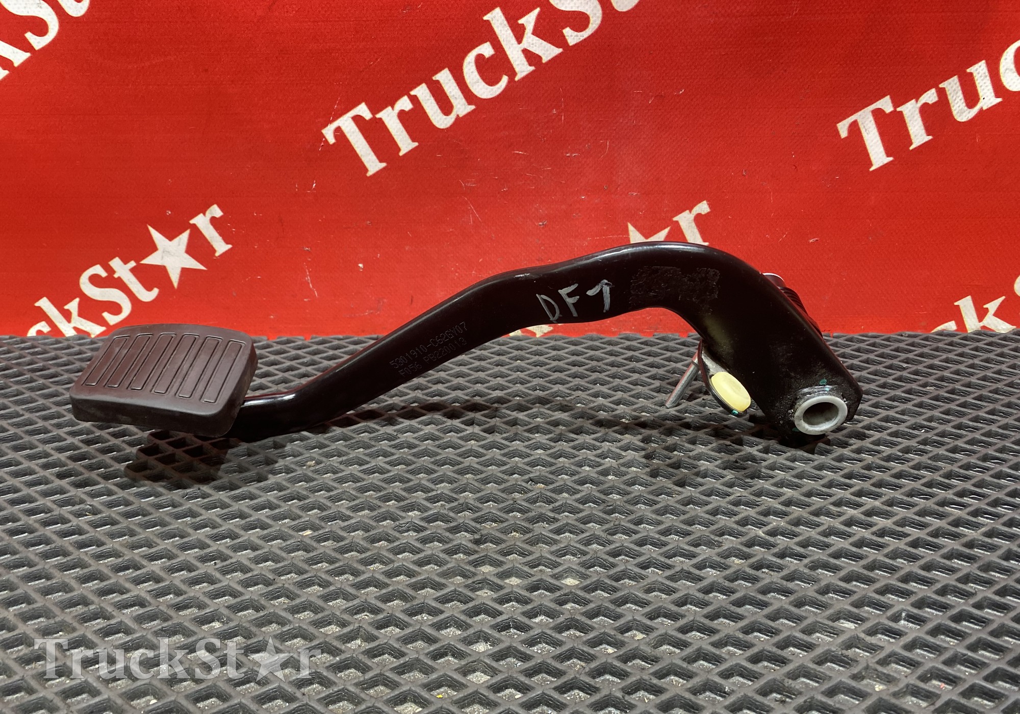 5301910C62GY07 Педаль тормоза 2023г для DongFeng GX DFH4180