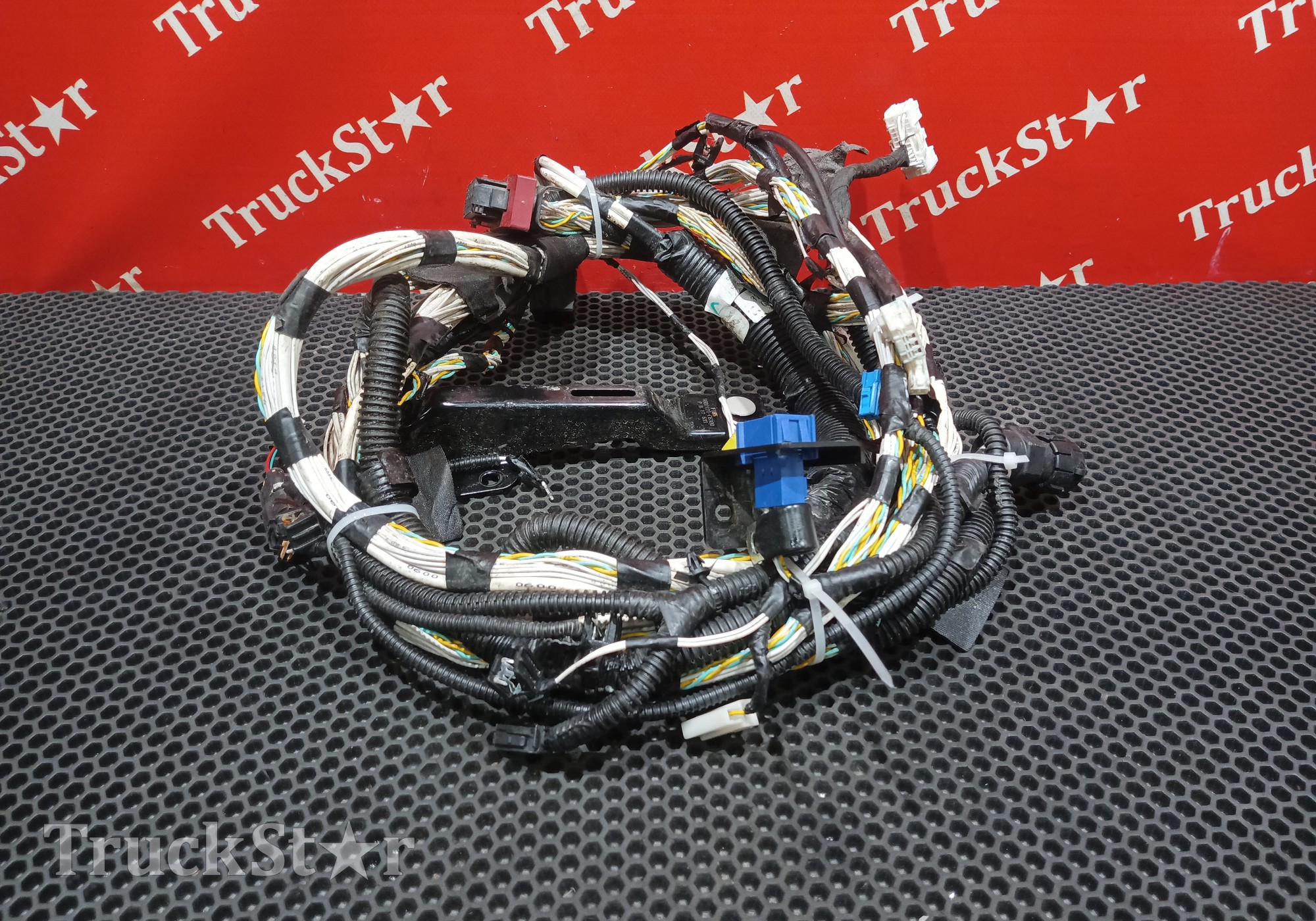 3724090GX302 Проводка пола кабины 2023г. для DongFeng GX DFH4180