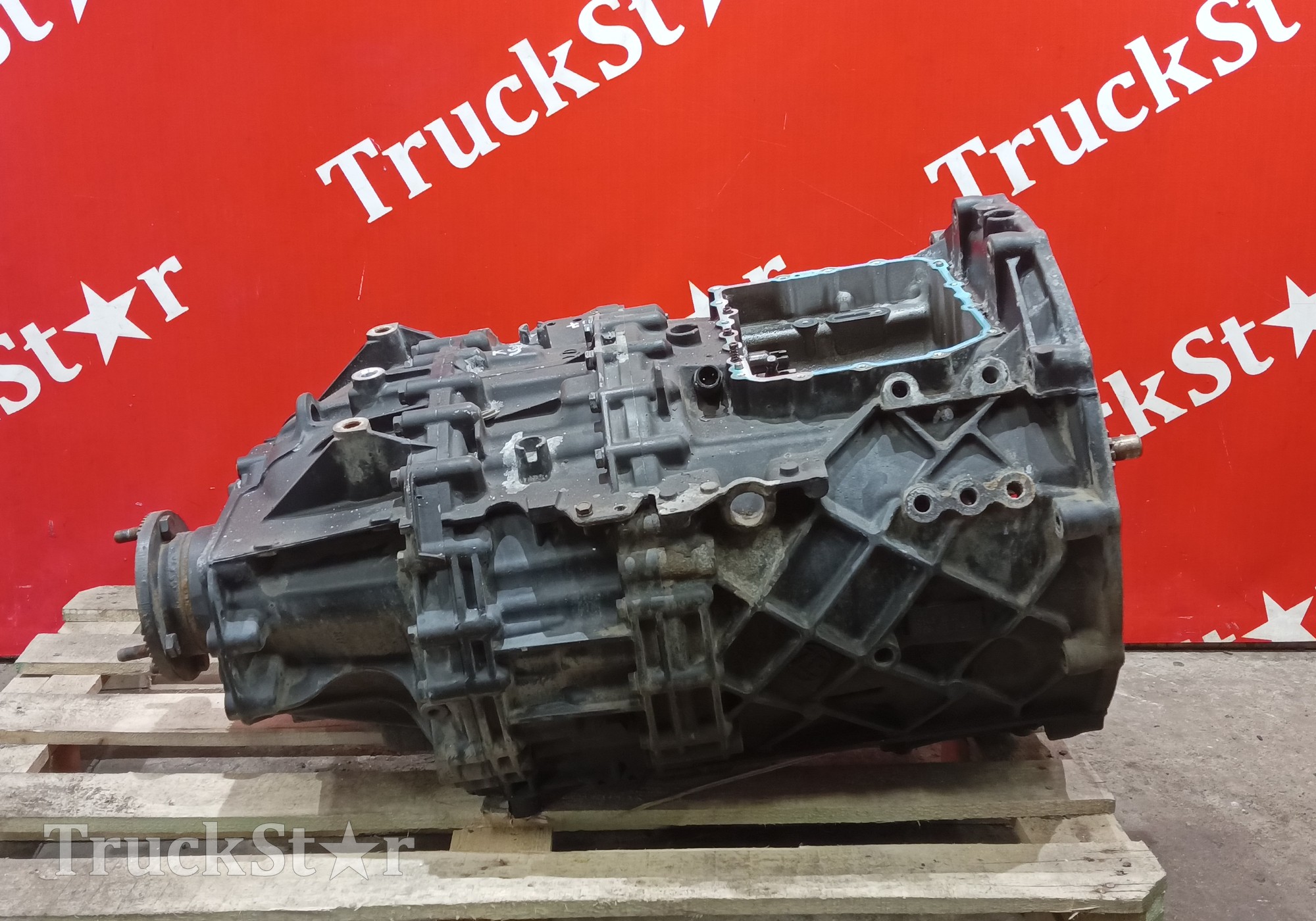 1353030024 АКПП ZF 12AS2130TD 2018г