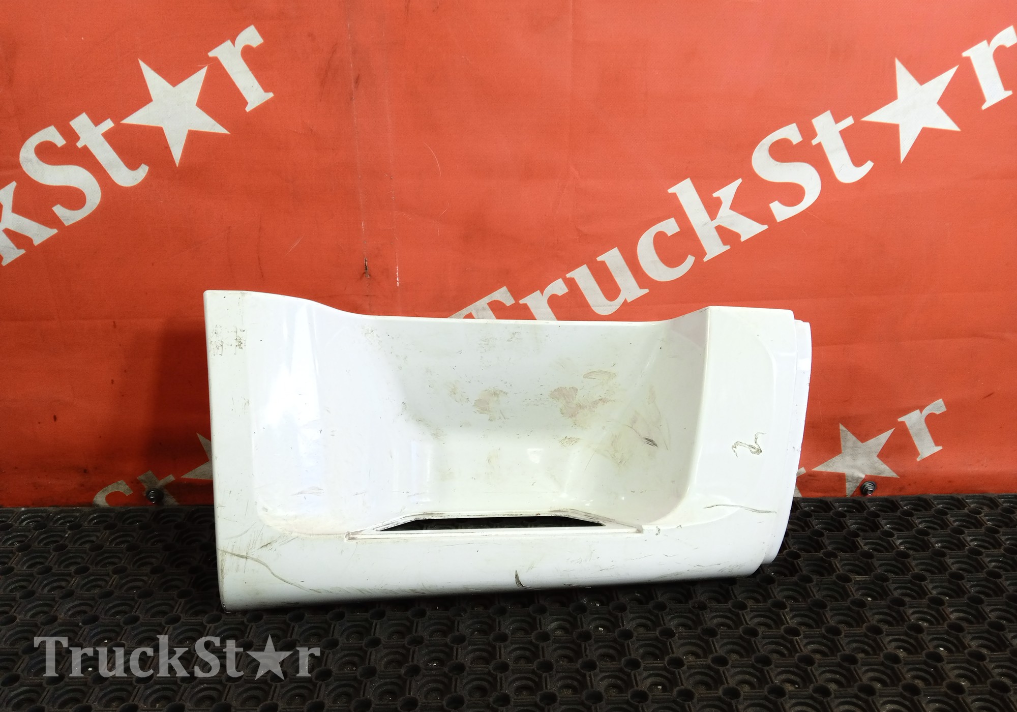 1642683 Корпус подножки правый для Daf XF105