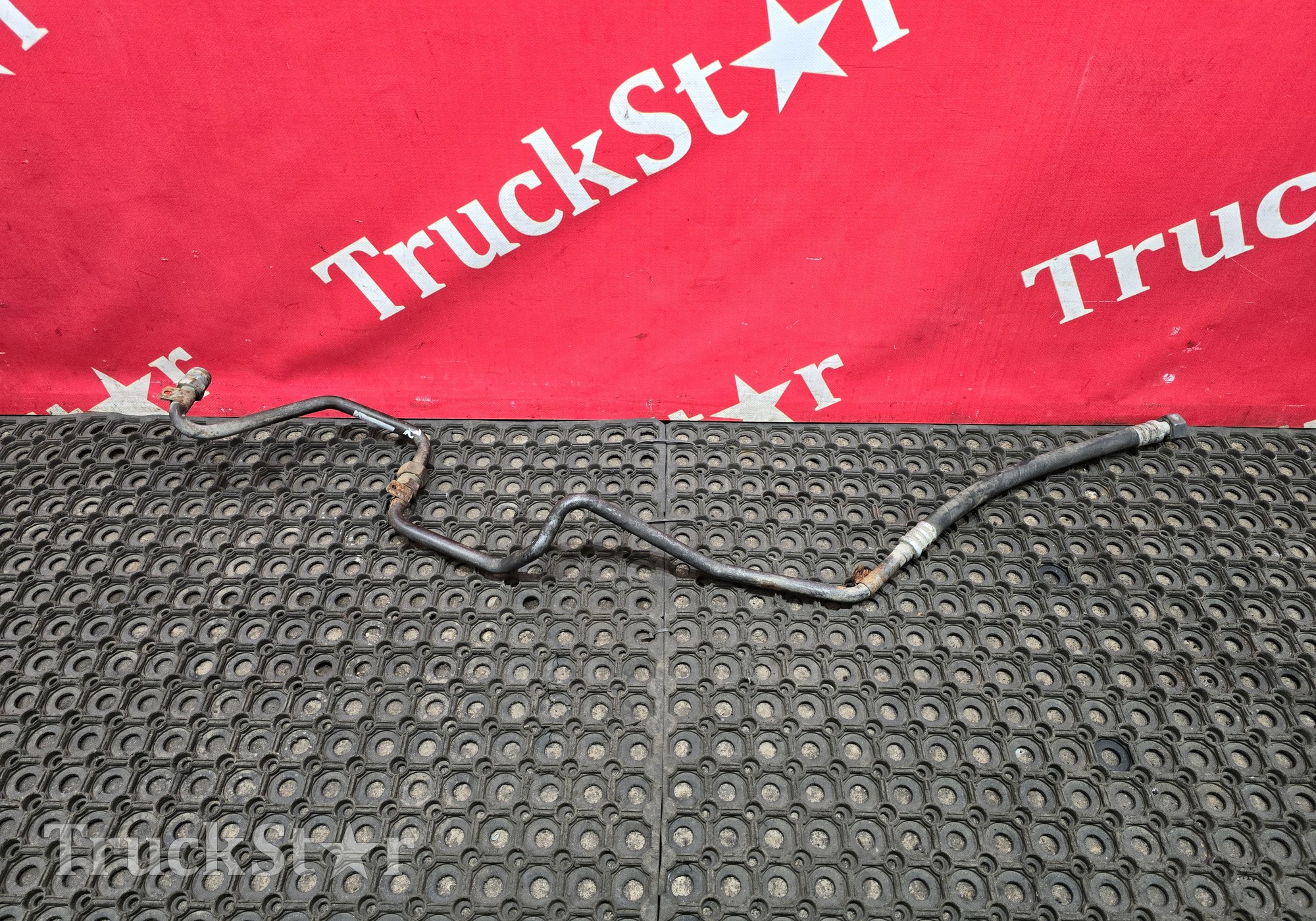 9428301715 Трубка кондиционера для Mercedes-Benz Actros MP3 (с 2008)