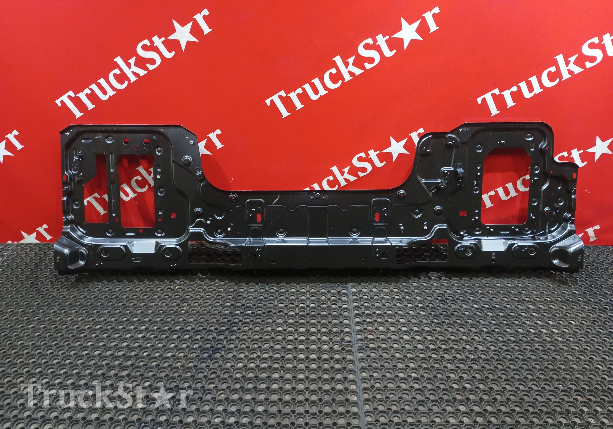 82166088 Панель кабины 2020г. для Renault T (с 2013)