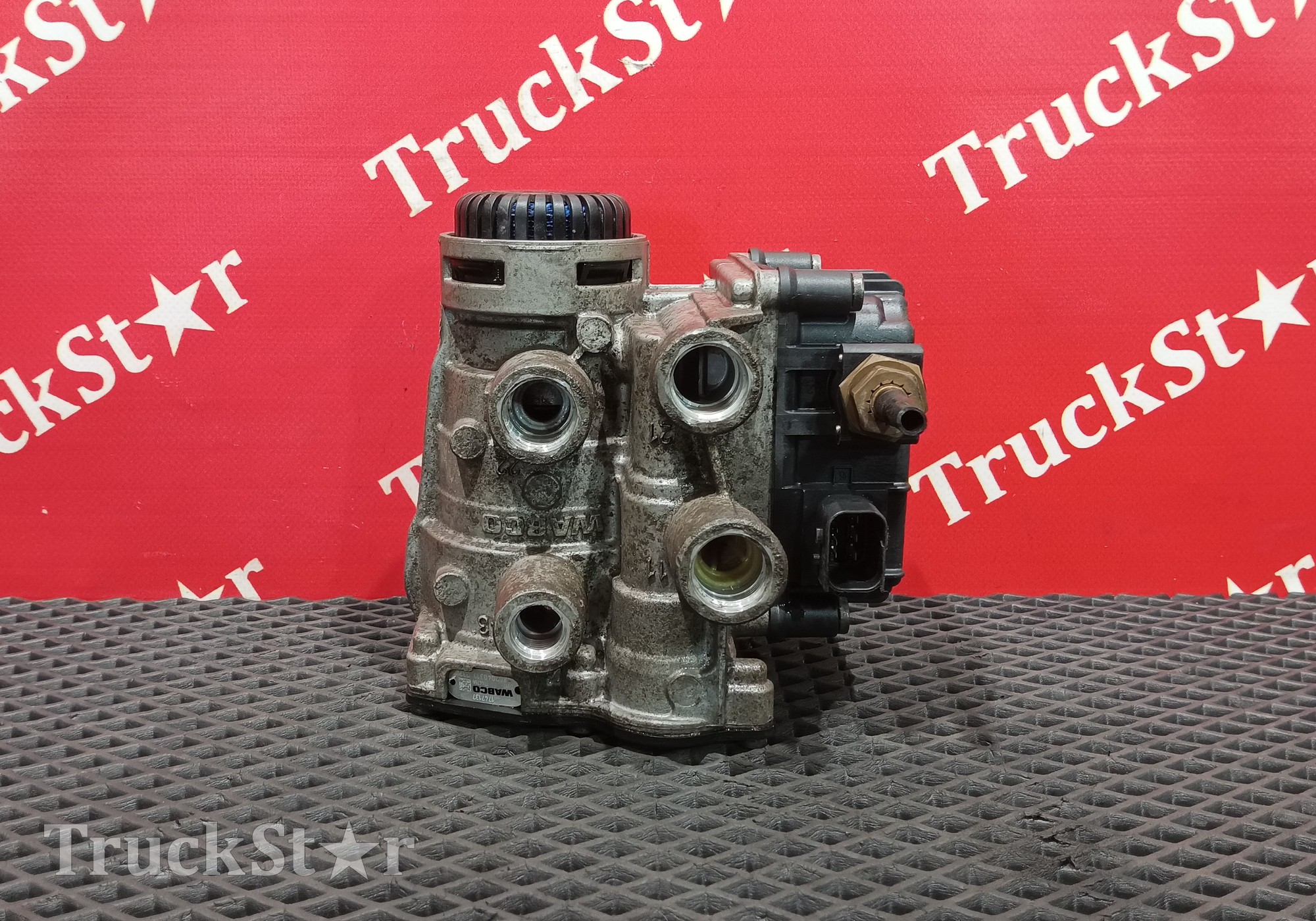 1747137 Кран управления тормозами прицепа 2018г для Daf CF I (с 2000 по 2006)