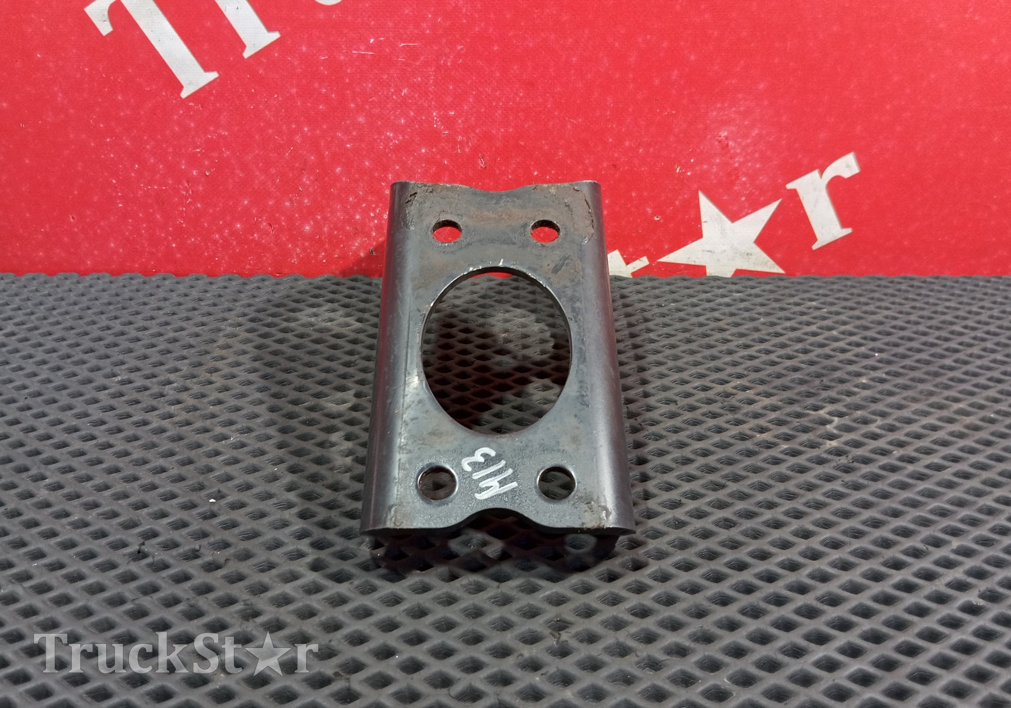 81437400195 Кронштейн амортизатора переднего для Man TGS