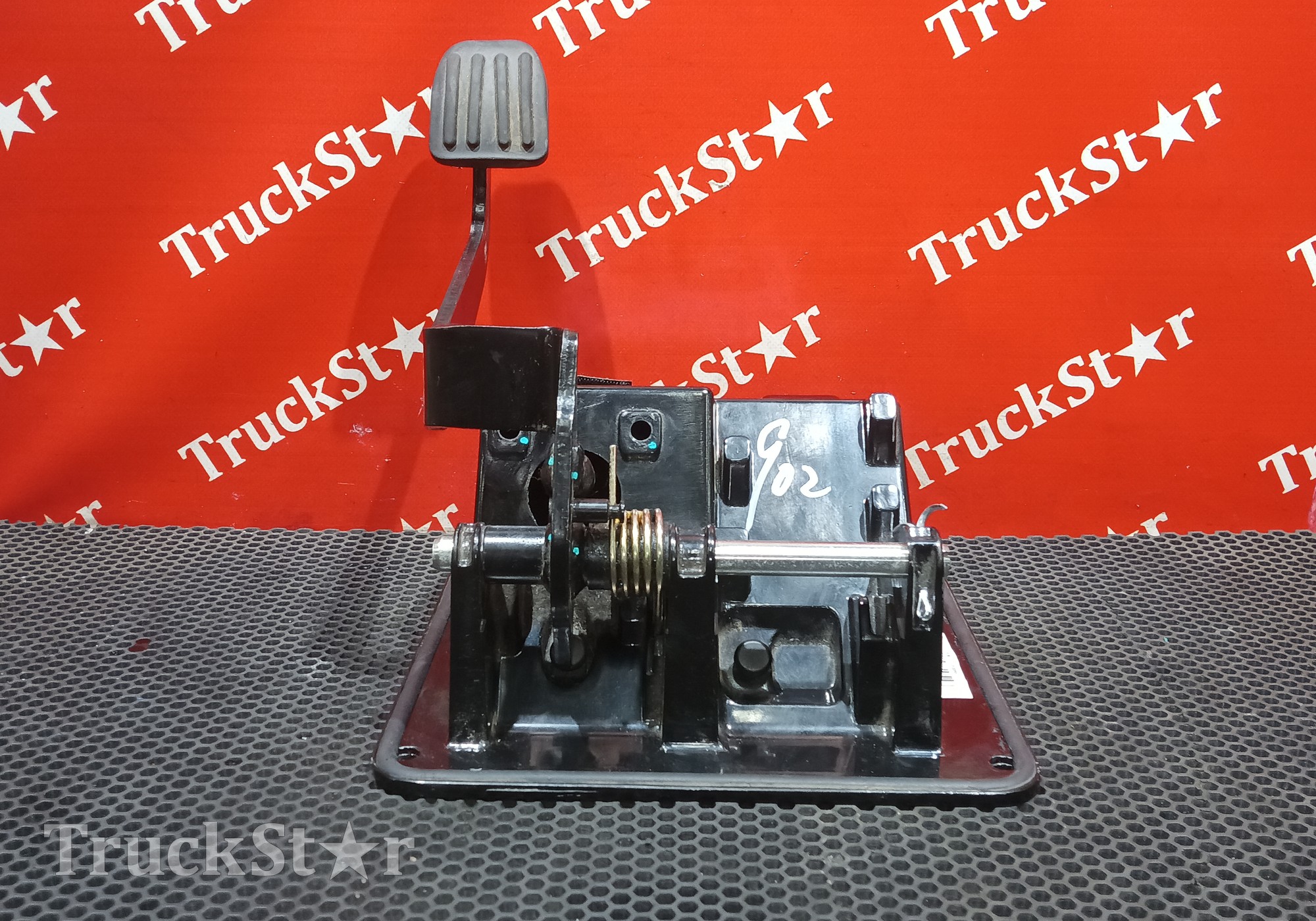 H4354050902A0 Педальный узел 2023г. для Foton Auman EST