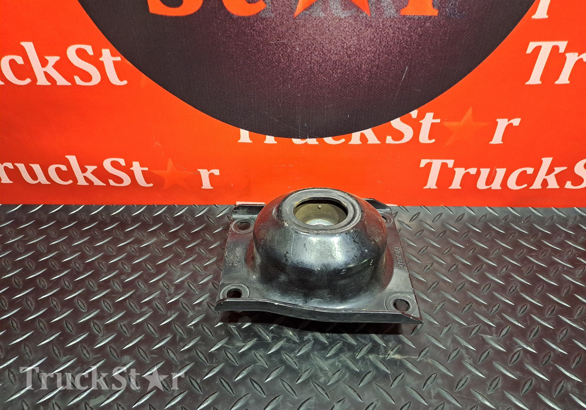 7421997280 Подушка двигателя передняя для Volvo