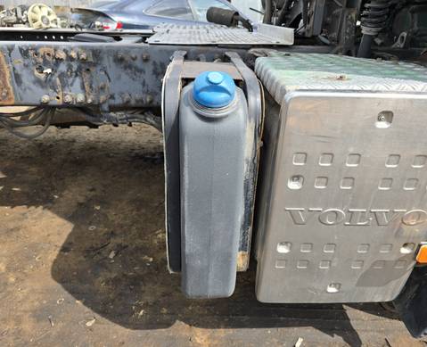 21134658 Бак AdBlue в сборе для Volvo