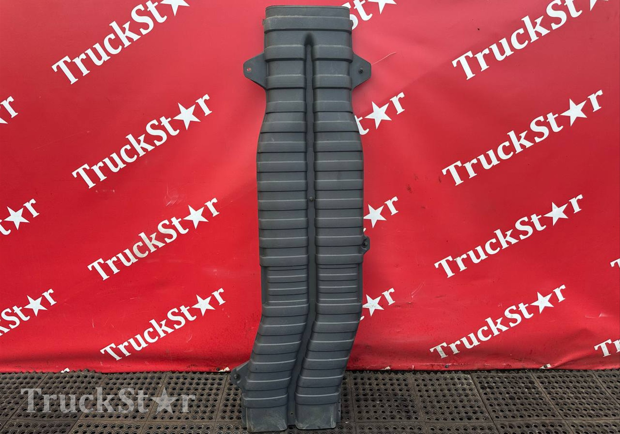 1676678 Воздухозаборник для Volvo FH