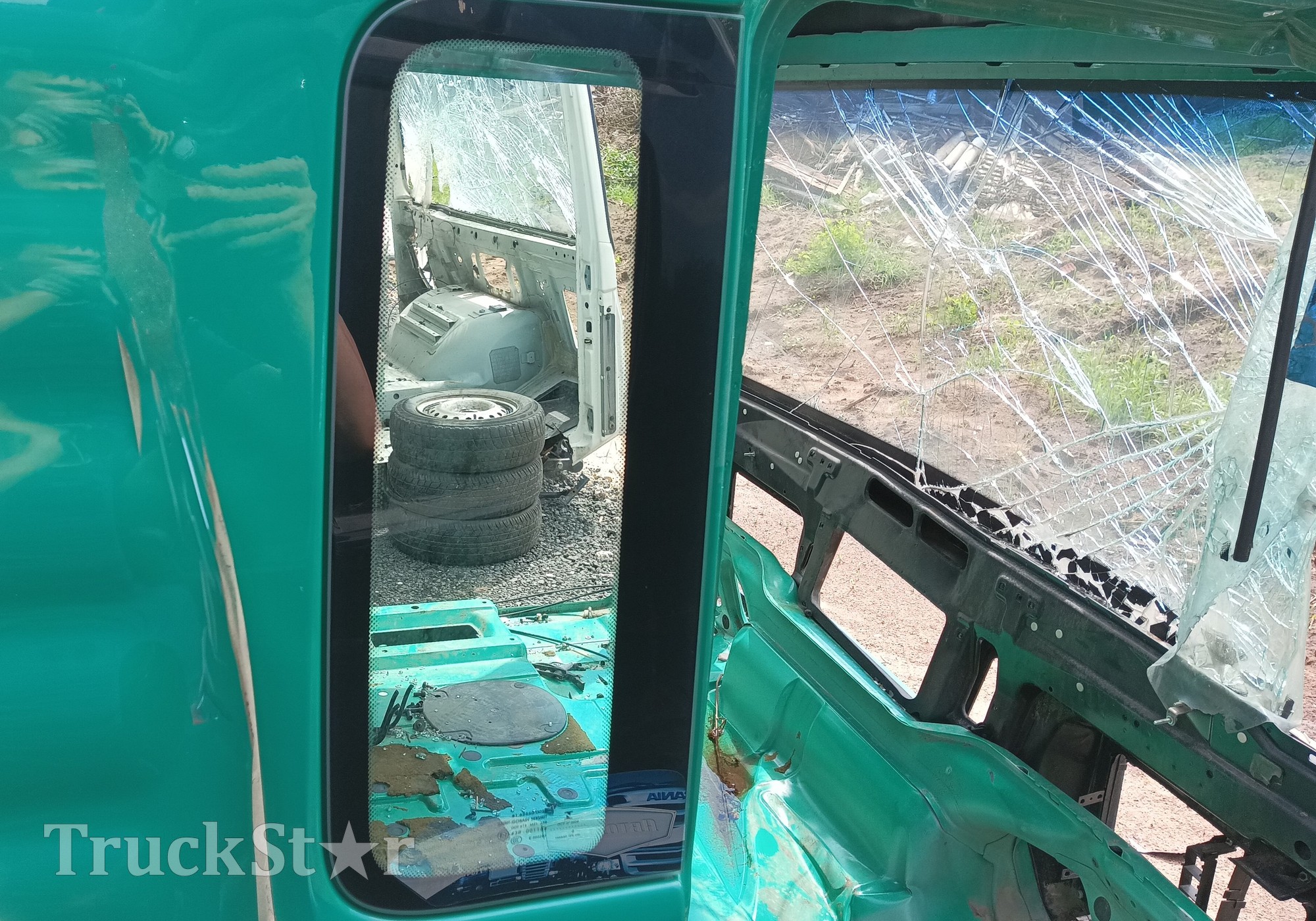 81625500022 Стекло боковое правое для Man TGS II (с 2012)