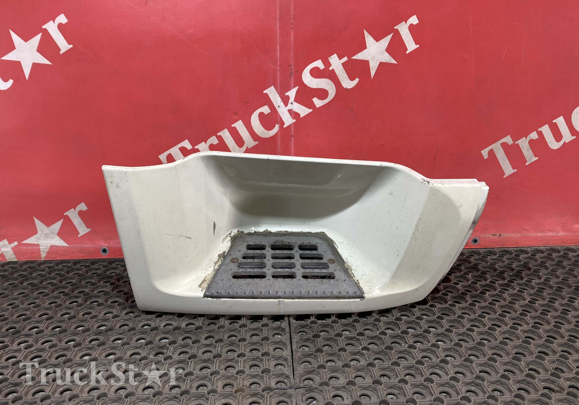 1642683 Корпус подножки правый для Daf XF95