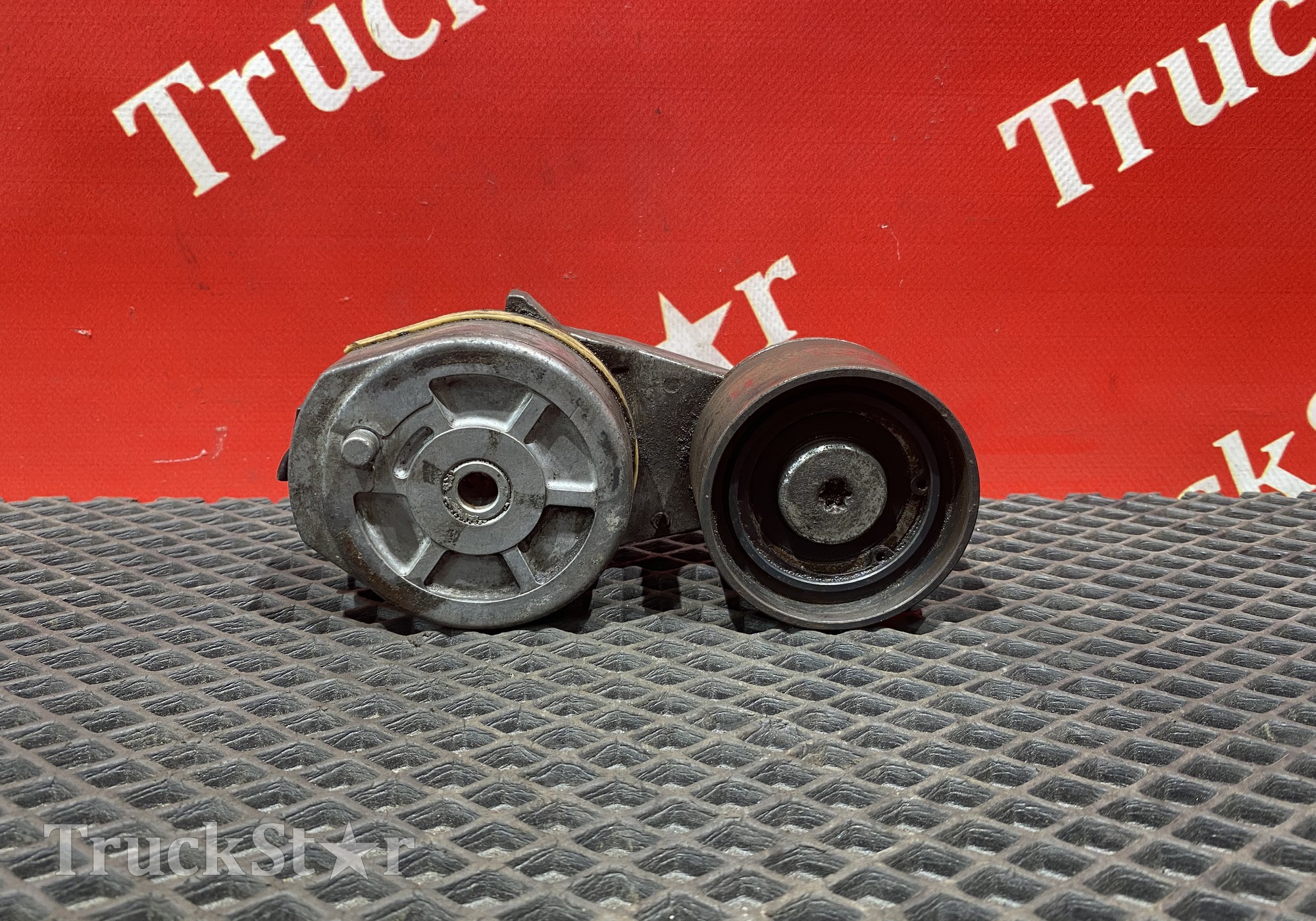 21422765 Ролик-натяжитель ручейкового ремня для Renault Premium II (с 2005 по 2013)