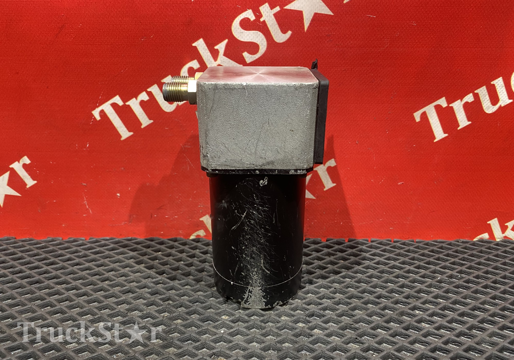 5005015C6102 Насос подъема кабины электрический 2024г для DongFeng GX DFH4180