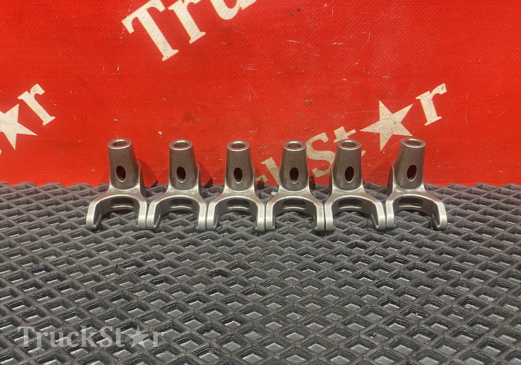 2163818 Комплект кронштейнов форсунок топливных 2017г для Scania 5-series R (с 2004 по 2016)