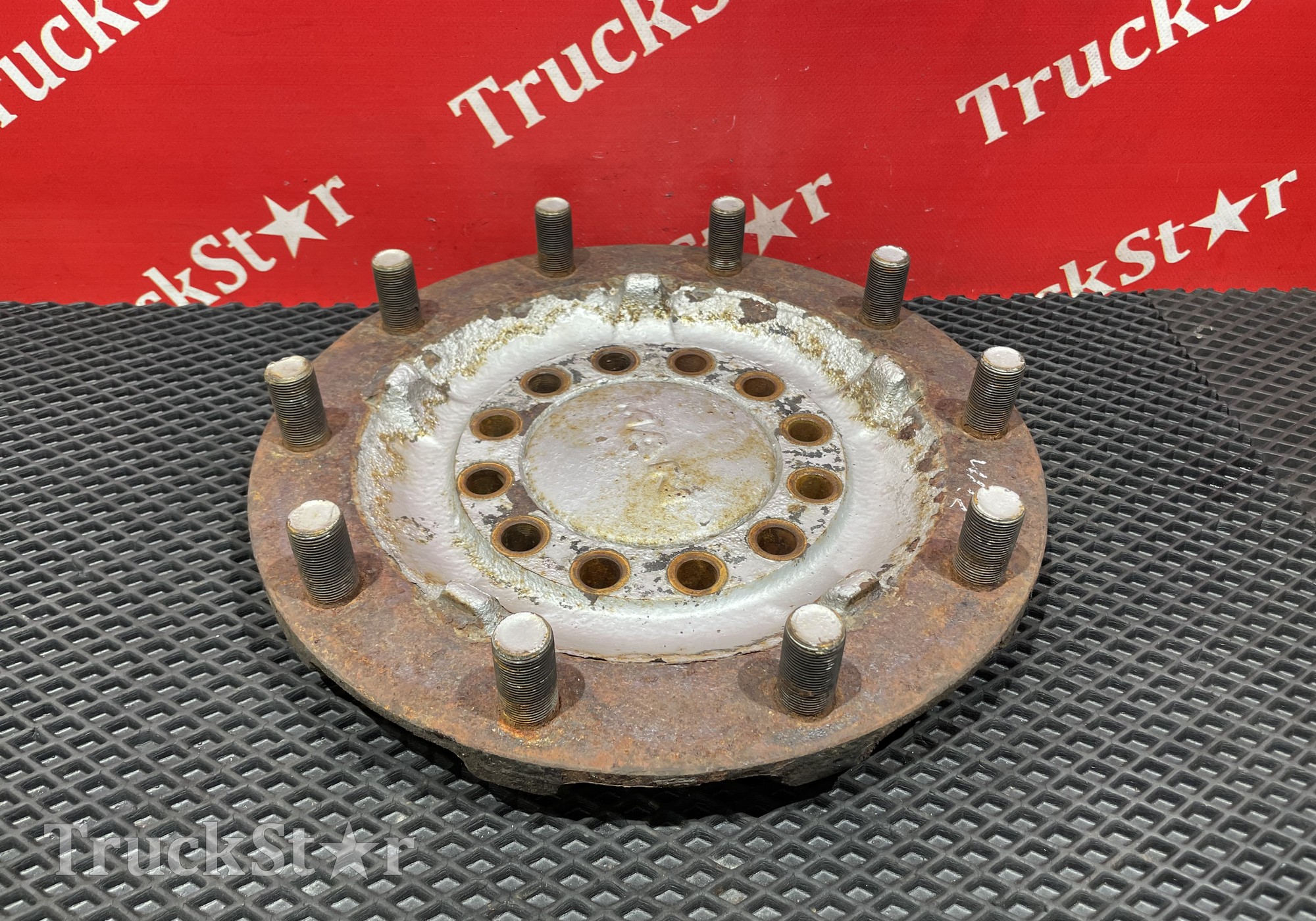81443013194 Фланец передней ступицы для Man TGM
