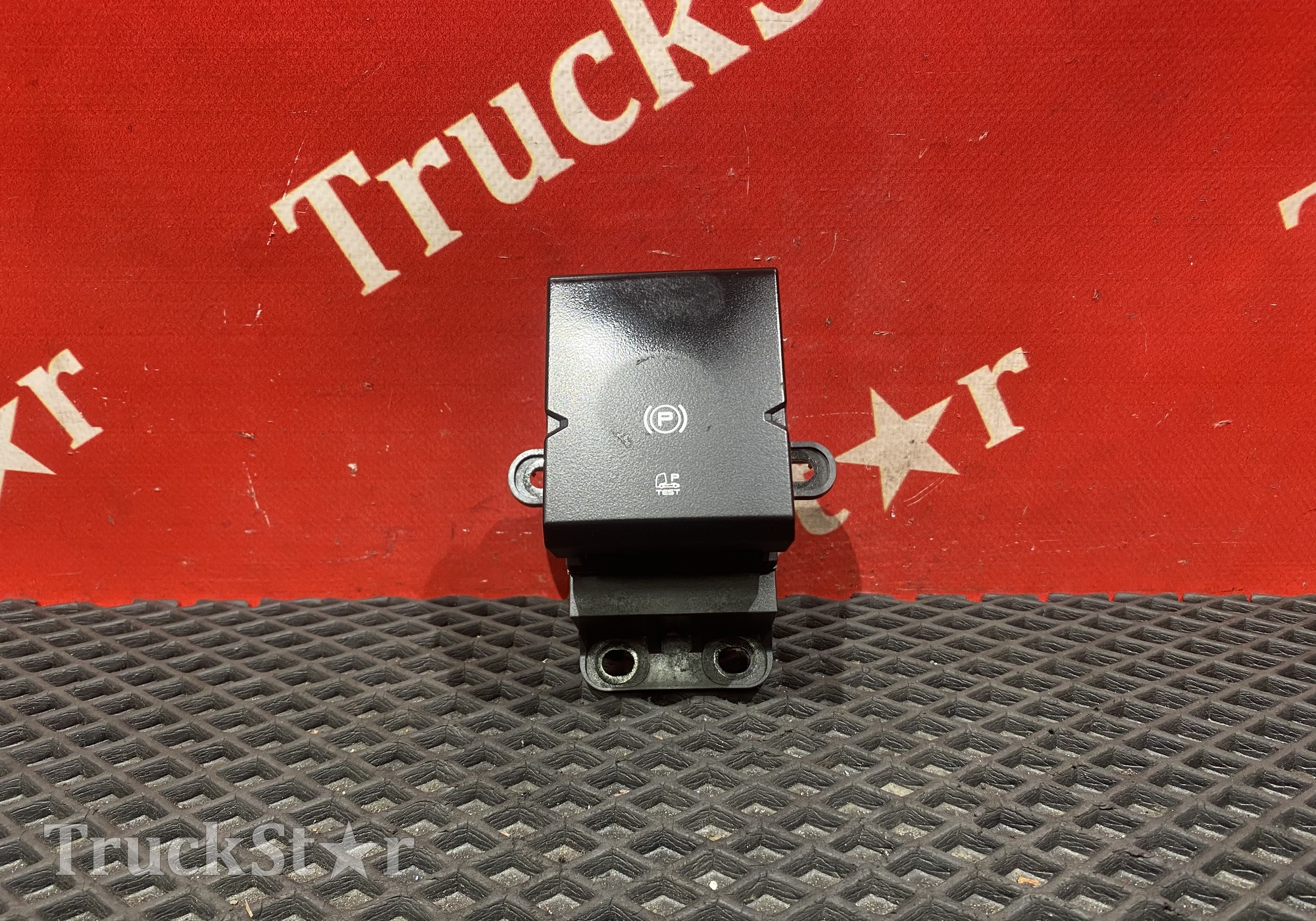 7423126236 Кнопка ручного тормоза 2020г для Renault T (с 2013)