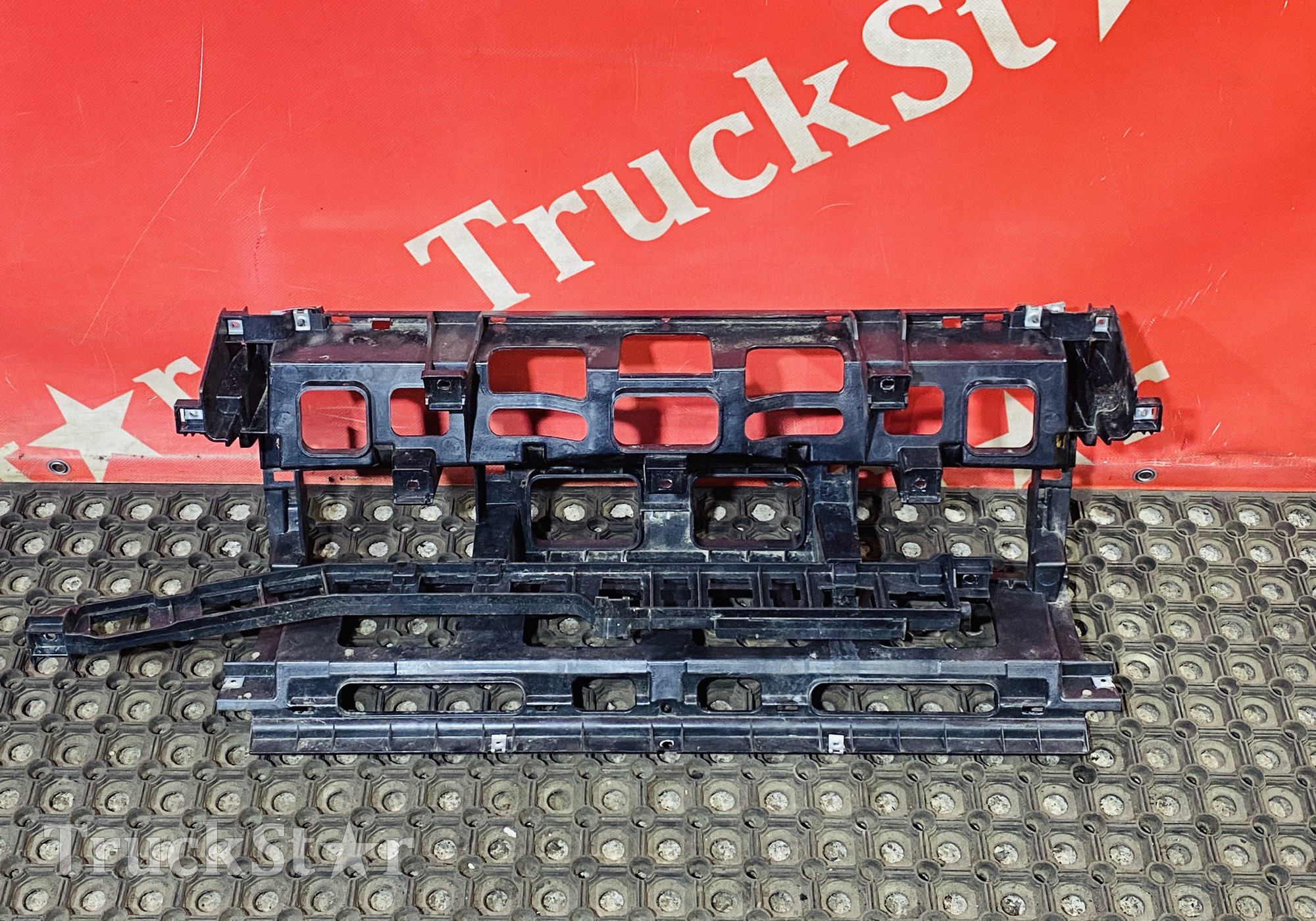 81617016315 Каркас торпедо для Man TGX II (с 2012)
