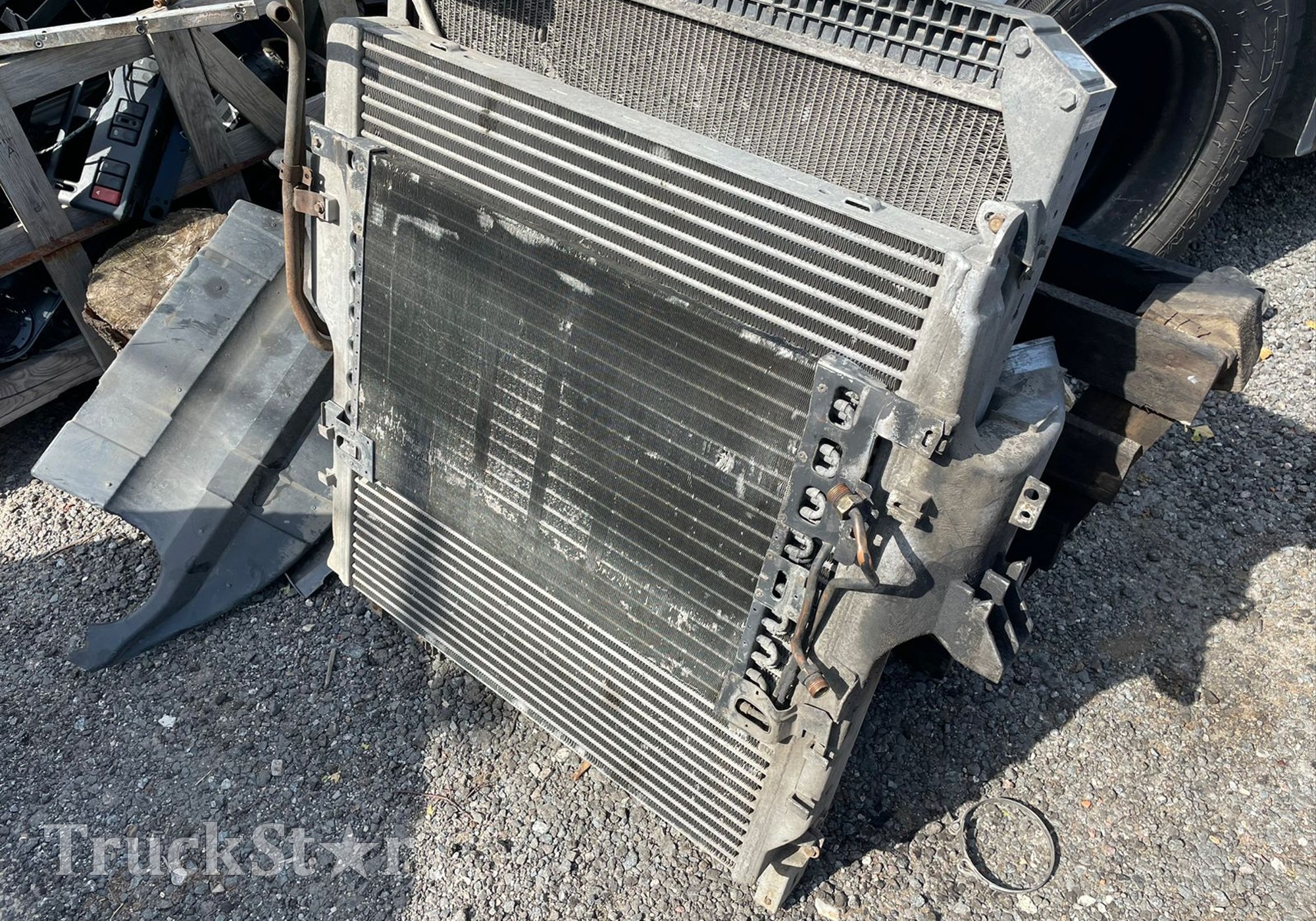 A9425010901 Интеркулер для Mercedes-Benz Actros MP3 (с 2008)
