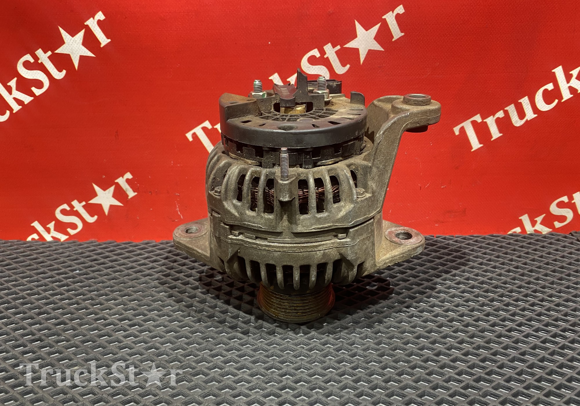 22591472 Генератор 120A 2020г для Renault T