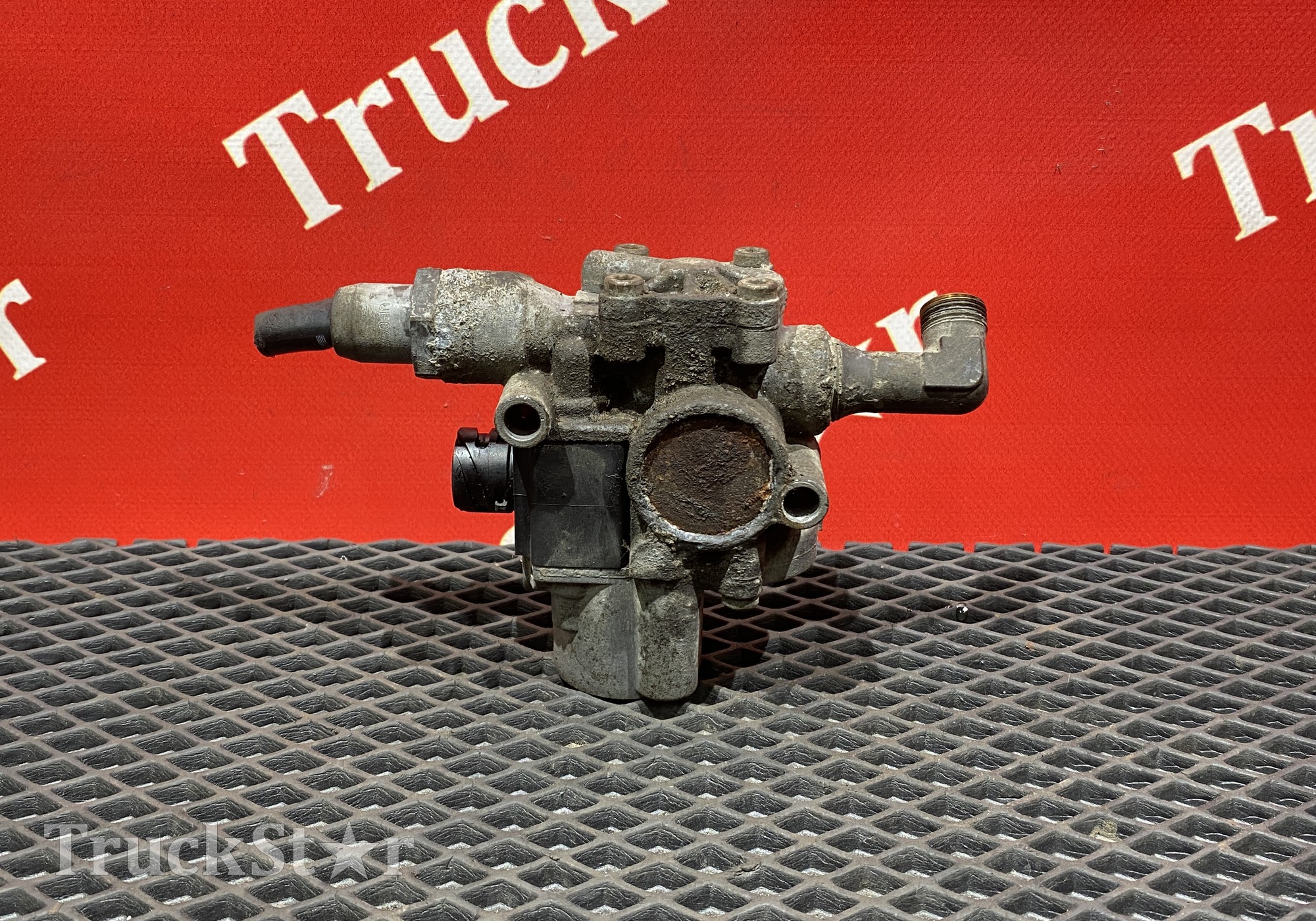 4721950180 Кран ABS для Daf XF105