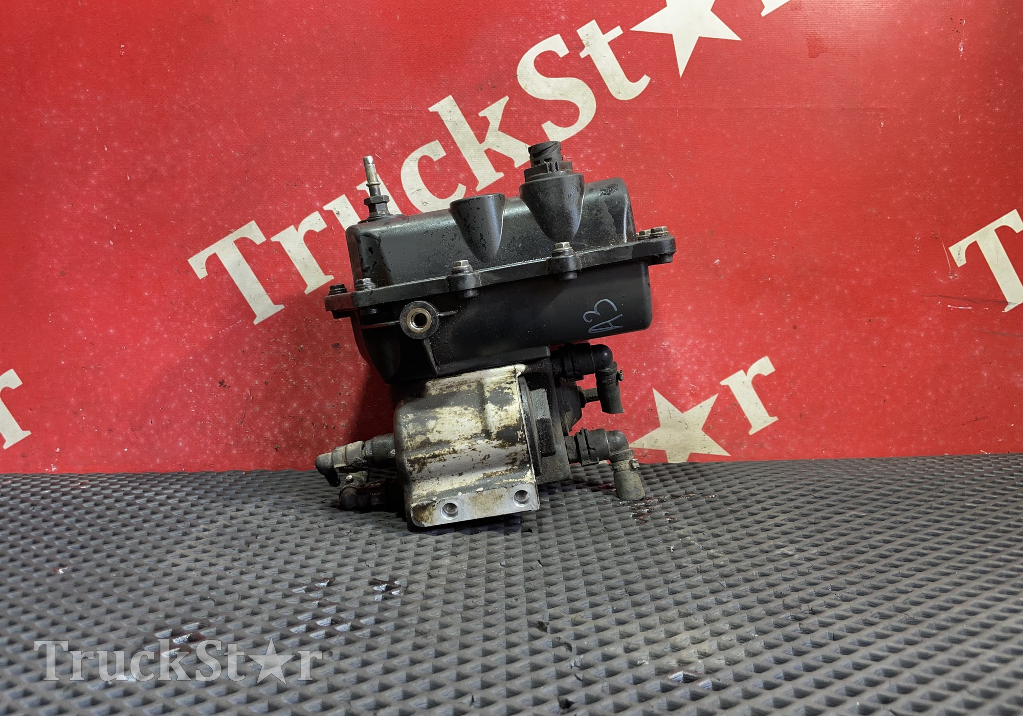 A0001401578 Насос системы AdBlue для Mercedes-Benz Actros MP3 (с 2008)