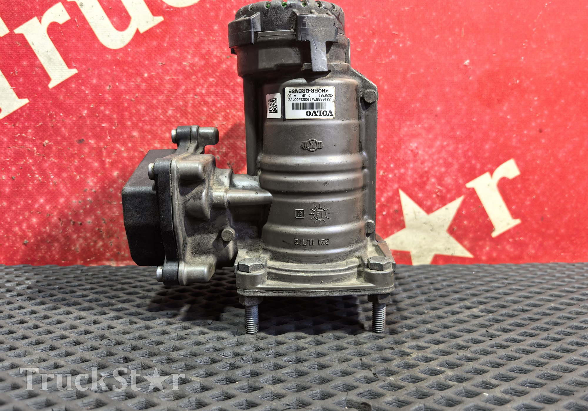 21327354 Кран управления тормозами прицепа 2019г для Volvo FM