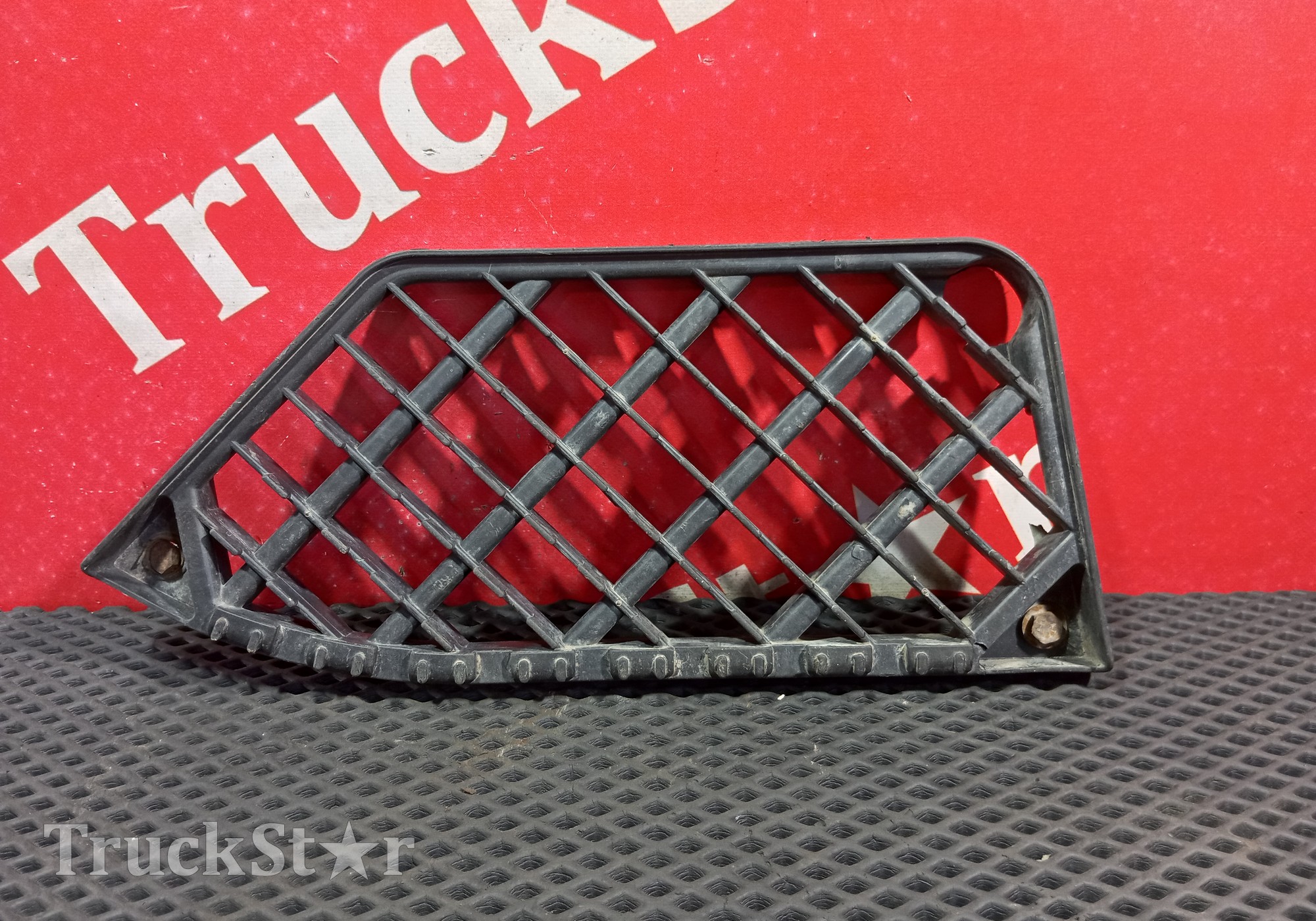 5010544026 Ступенька нижняя для Volvo FM