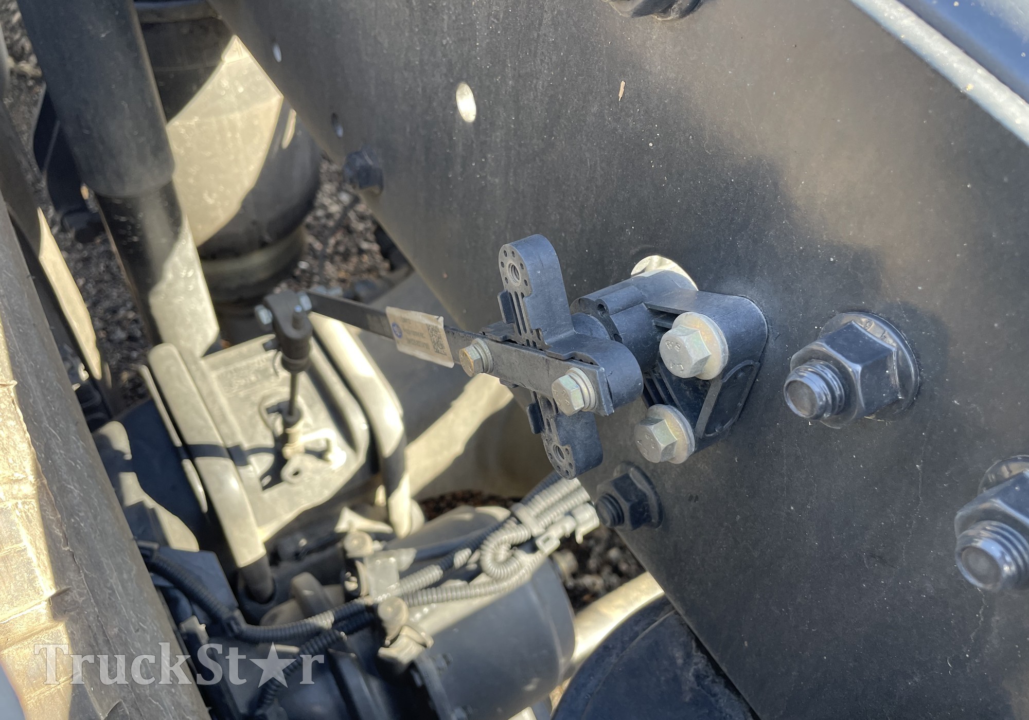 36143151051D Датчик уровня пола 2023 года. для Faw J6