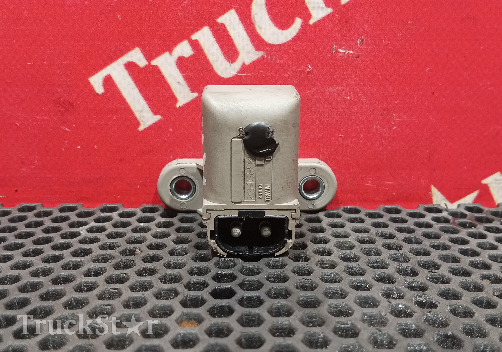 7420382529 Датчик закрывания замка кабины 2020г для Volvo FM