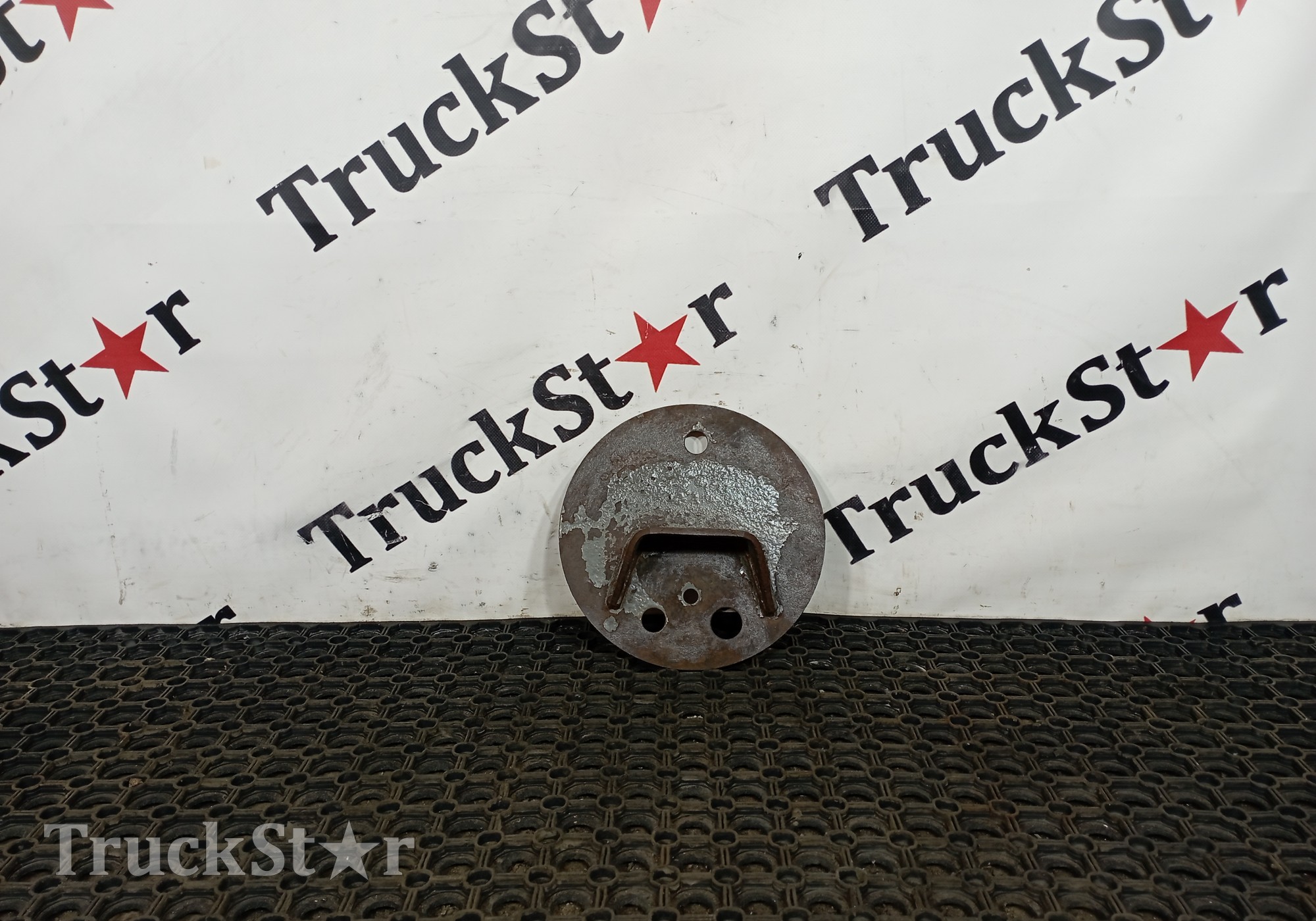 WG9925528040 Кронштейн подушки задней верхний 2023г для Sinotruk Sitrak C7H