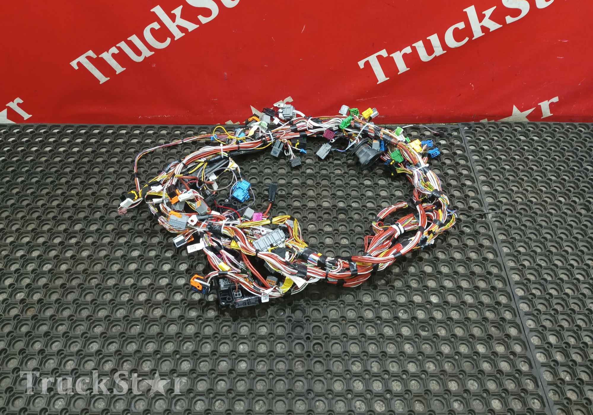 7485132870 Проводка кабины основная 2020г. для Renault T (с 2013)