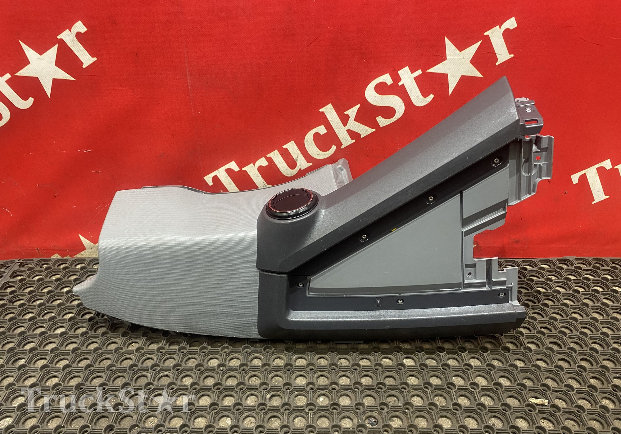 7482705859 Накладка на торпедо 2020г для Renault T (с 2013)