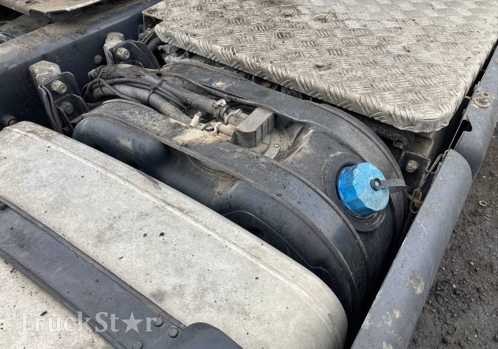 1740107 Бак AdBlue в сборе 120L для Scania 5-series
