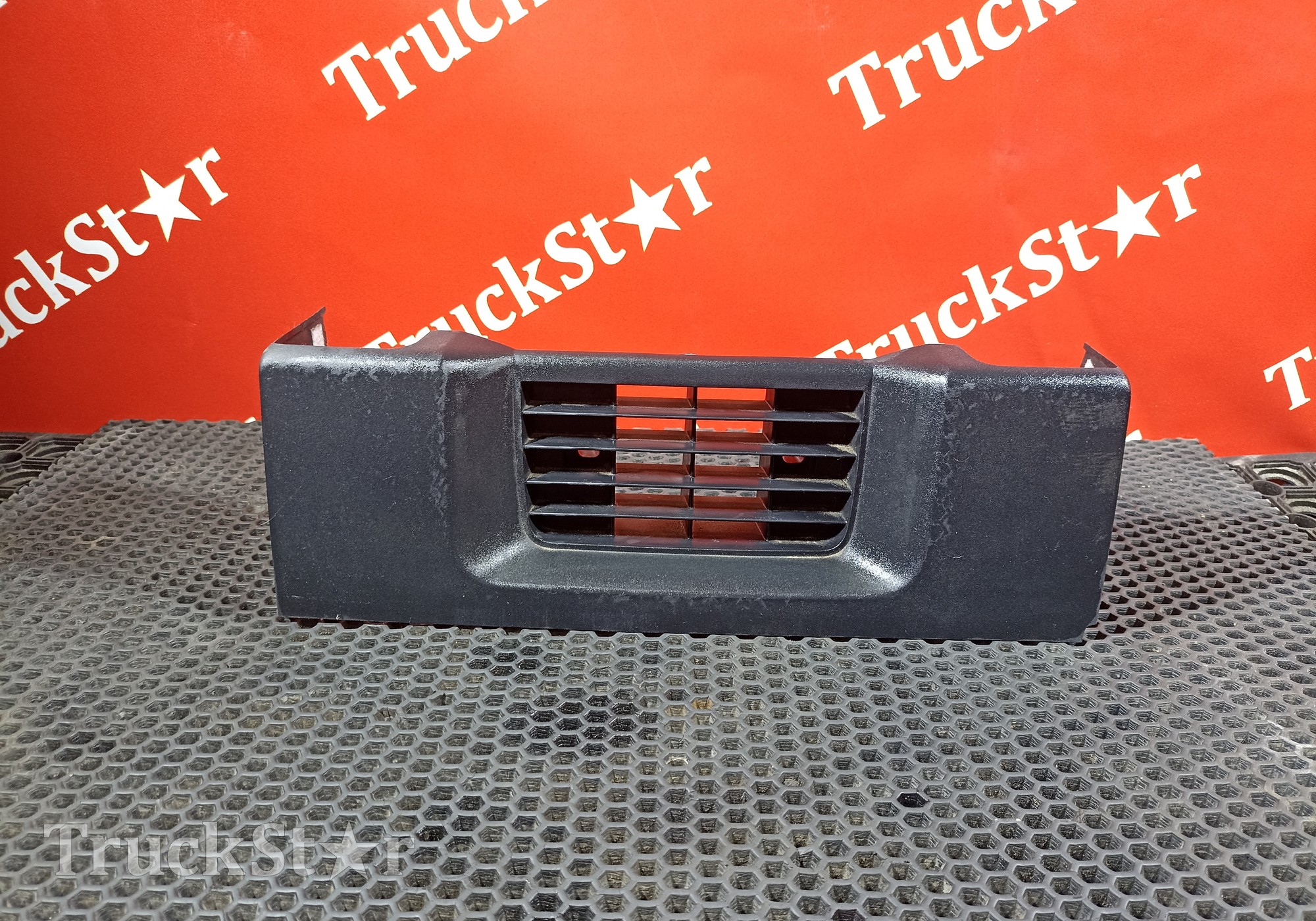 1848344 Накладка отопителя сиденья 2018г. для Daf XF105
